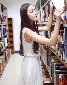 迪丽热巴的照片可爱,甜美笑容，治愈系女神的可爱瞬间